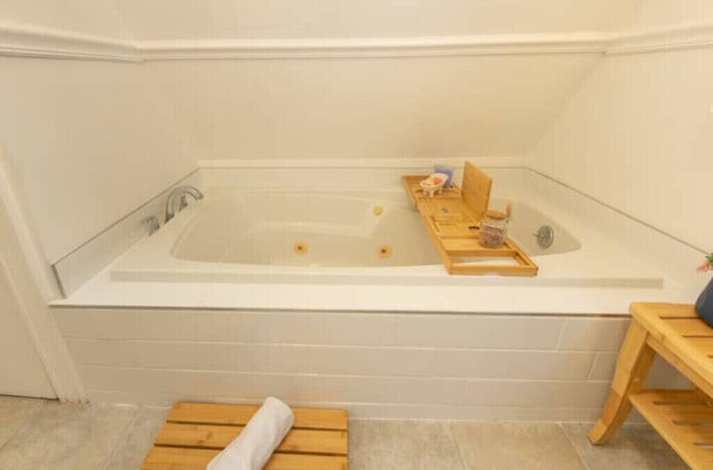 Photo of Bathroom in Baldwin