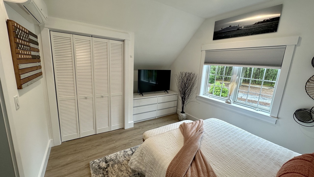 Photo of Bedroom in Tisbury