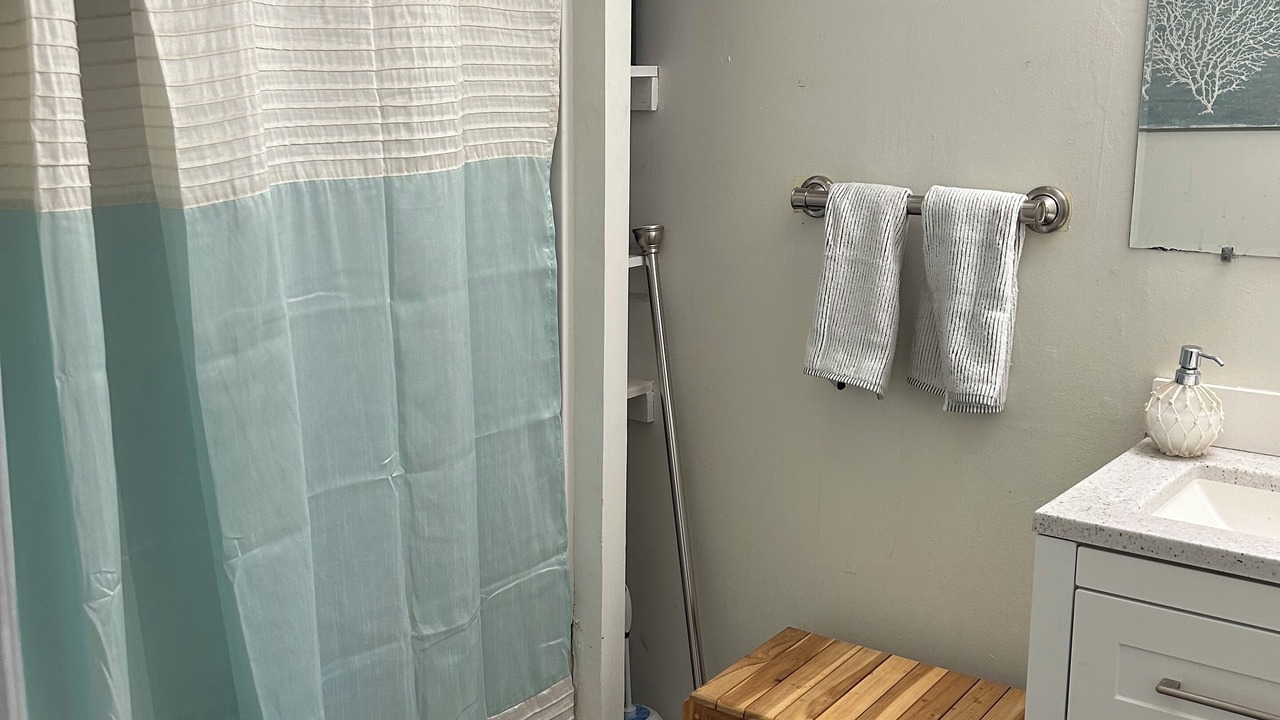 Photo of Bathroom in Ocean Park