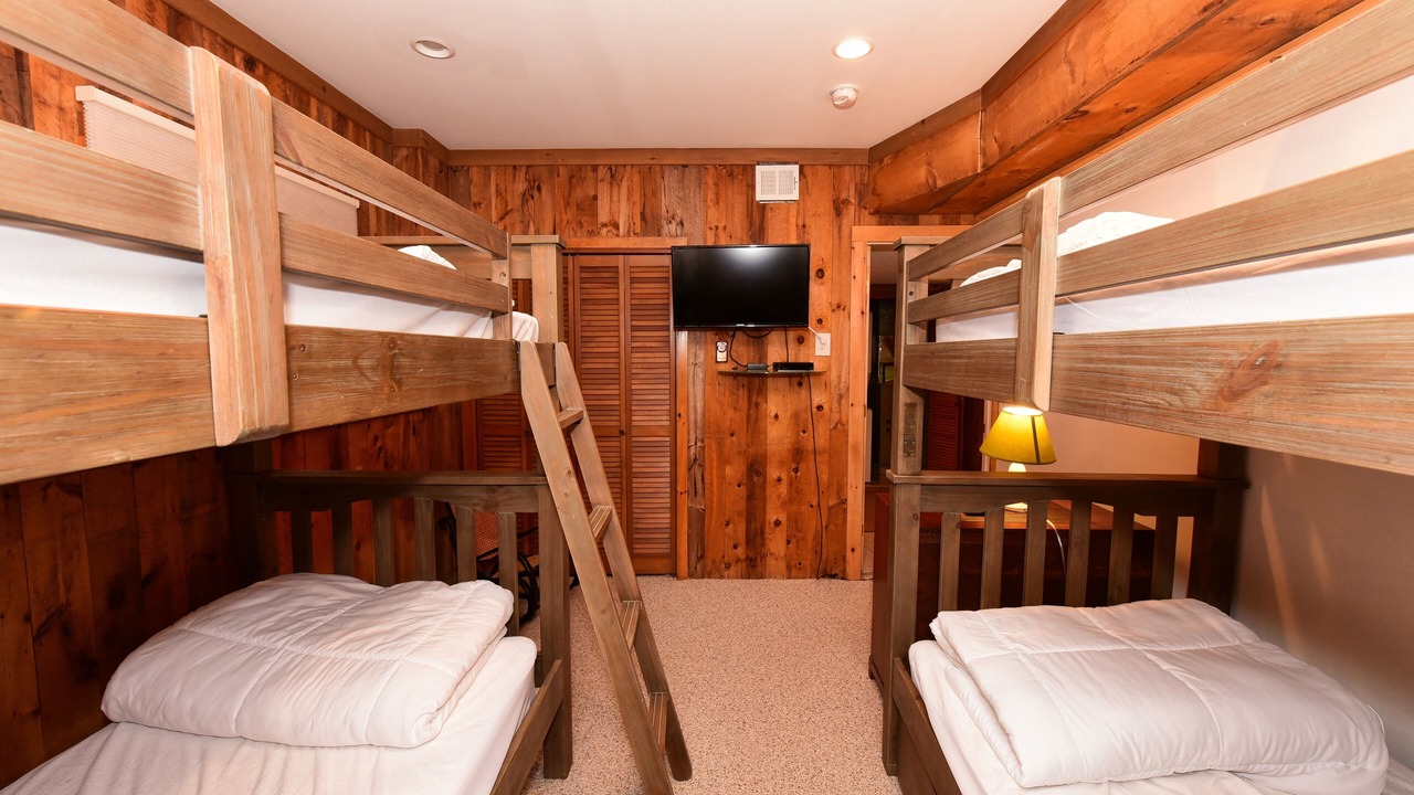 Photo of Bedroom in North Conway