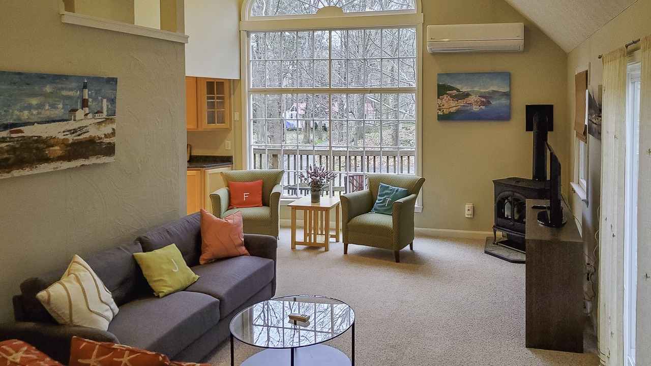 Photo of Livingroom in Ogunquit