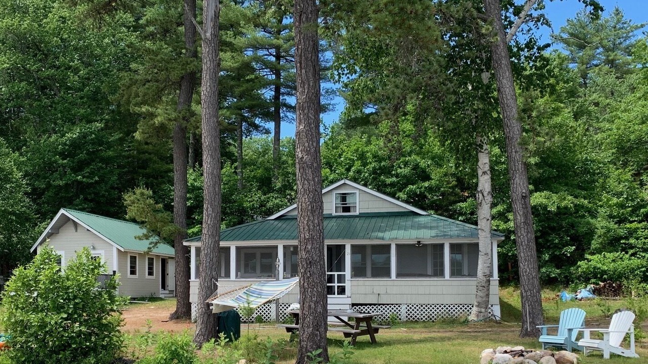 Photo of Outdoor in Gray