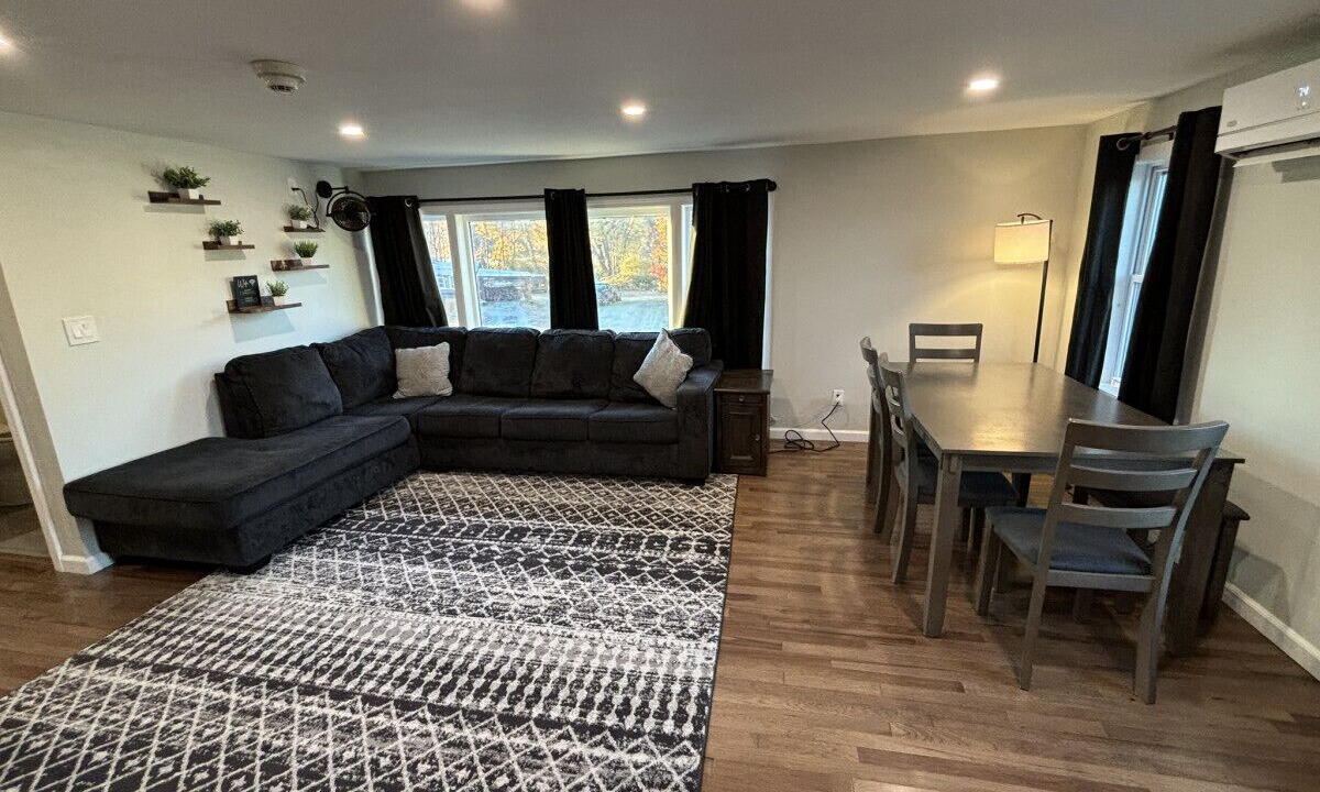 Photo of Livingroom in Stephentown