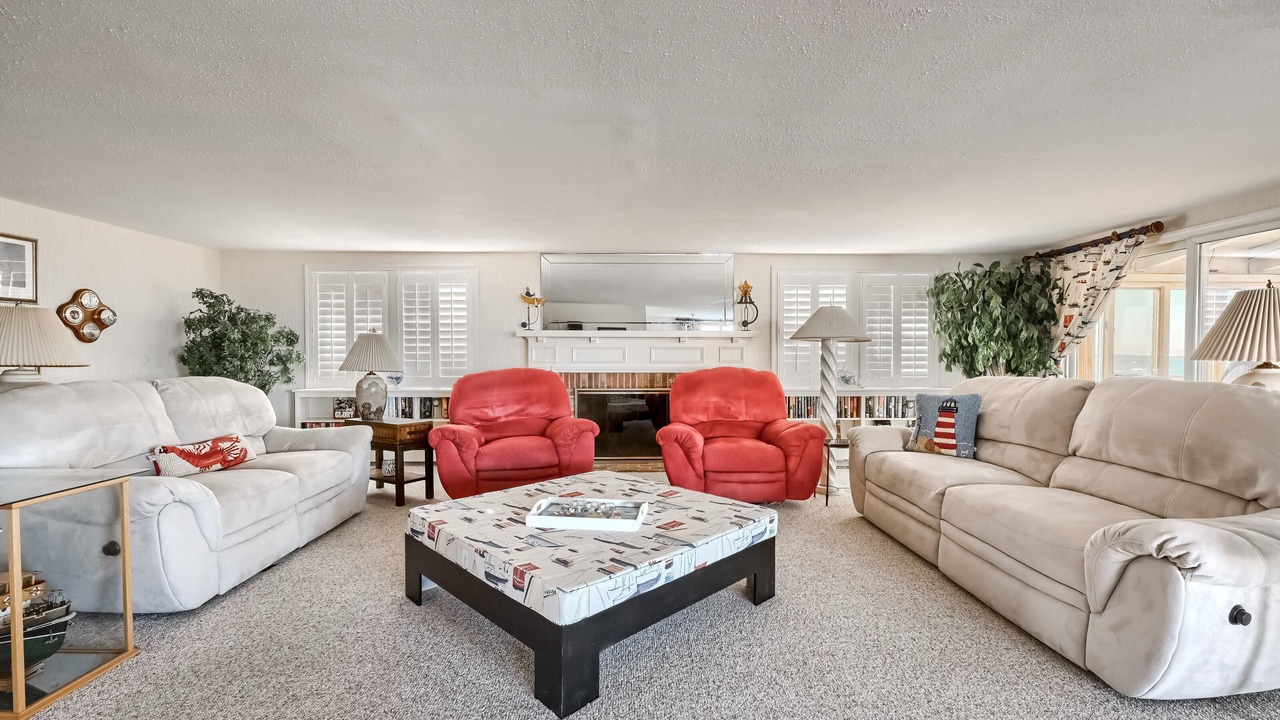 Photo of Livingroom in Barnstable