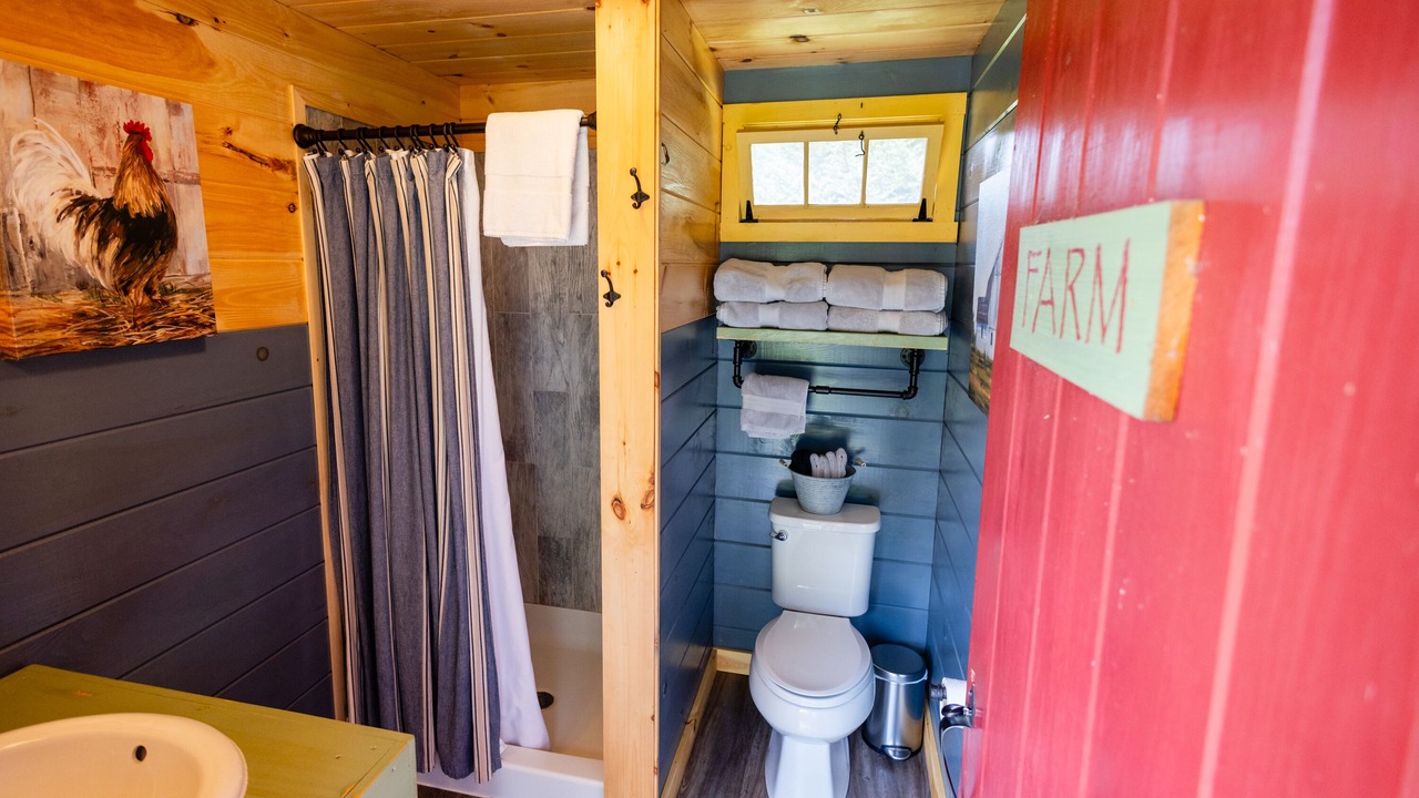 Photo of Bathroom in Turner