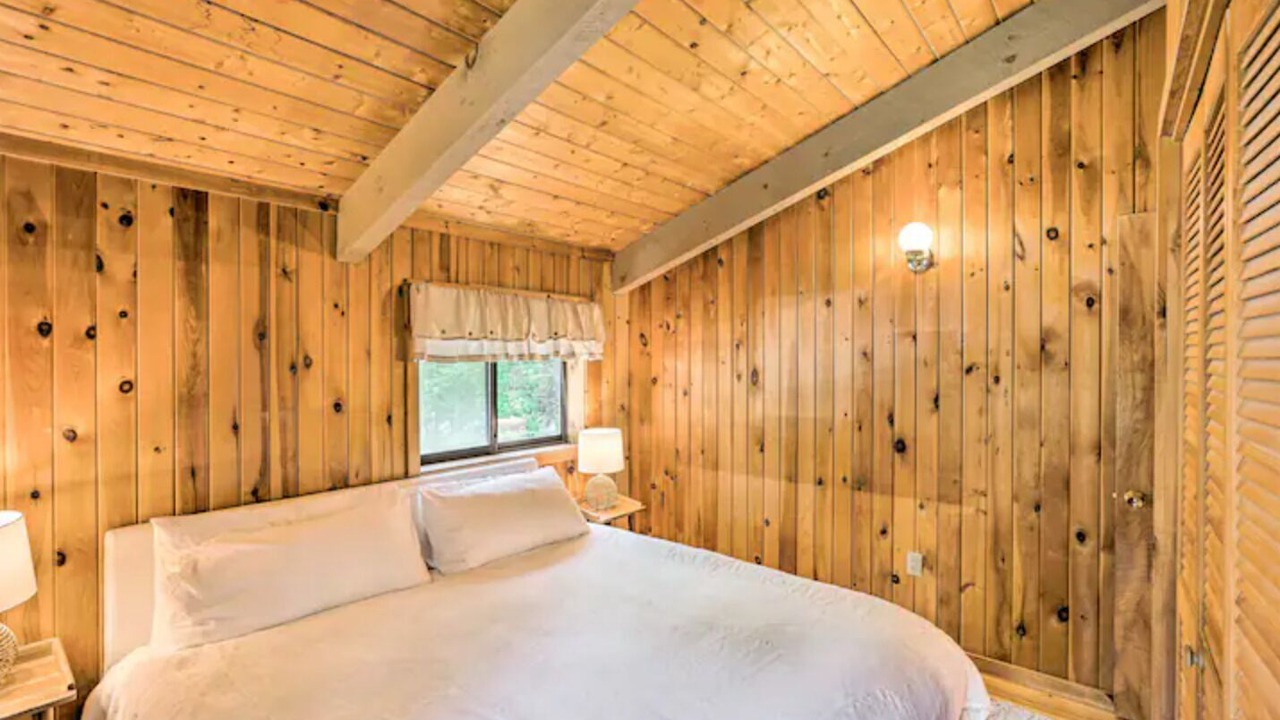 Photo of Bedroom in Otis