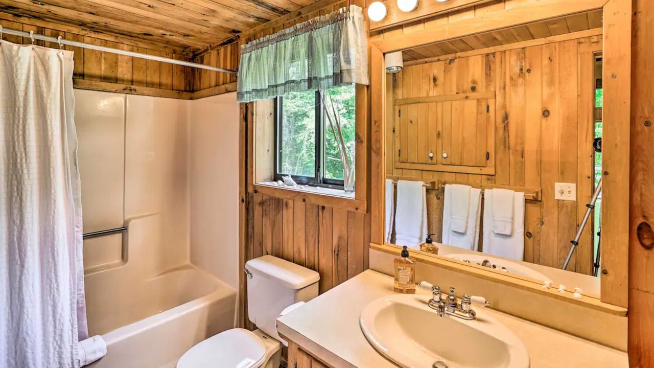 Photo of Bathroom in Otis