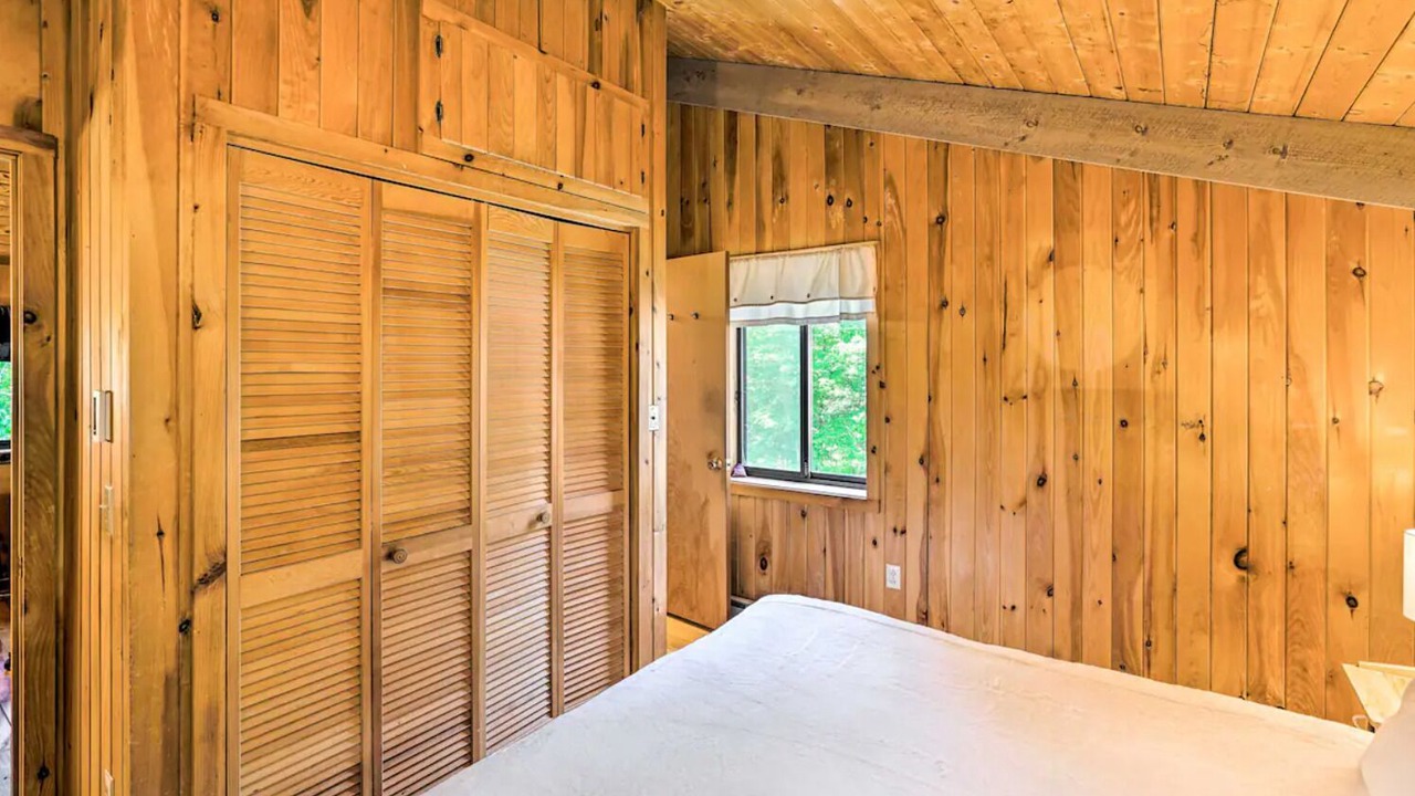Photo of Bedroom in Otis