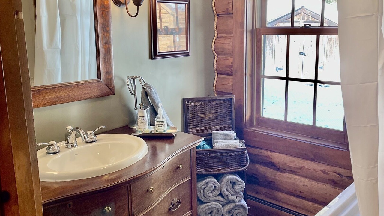 Photo of Bathroom in Londonderry