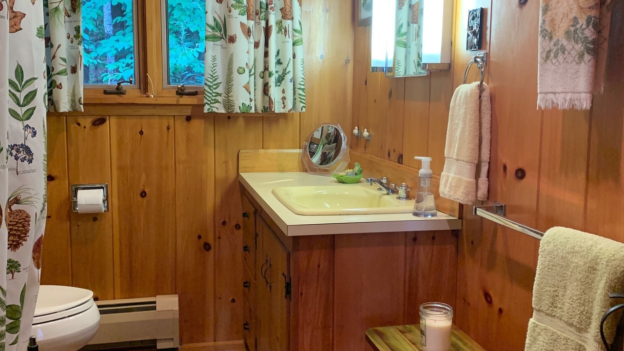 Photo of Bathroom in Moultonborough