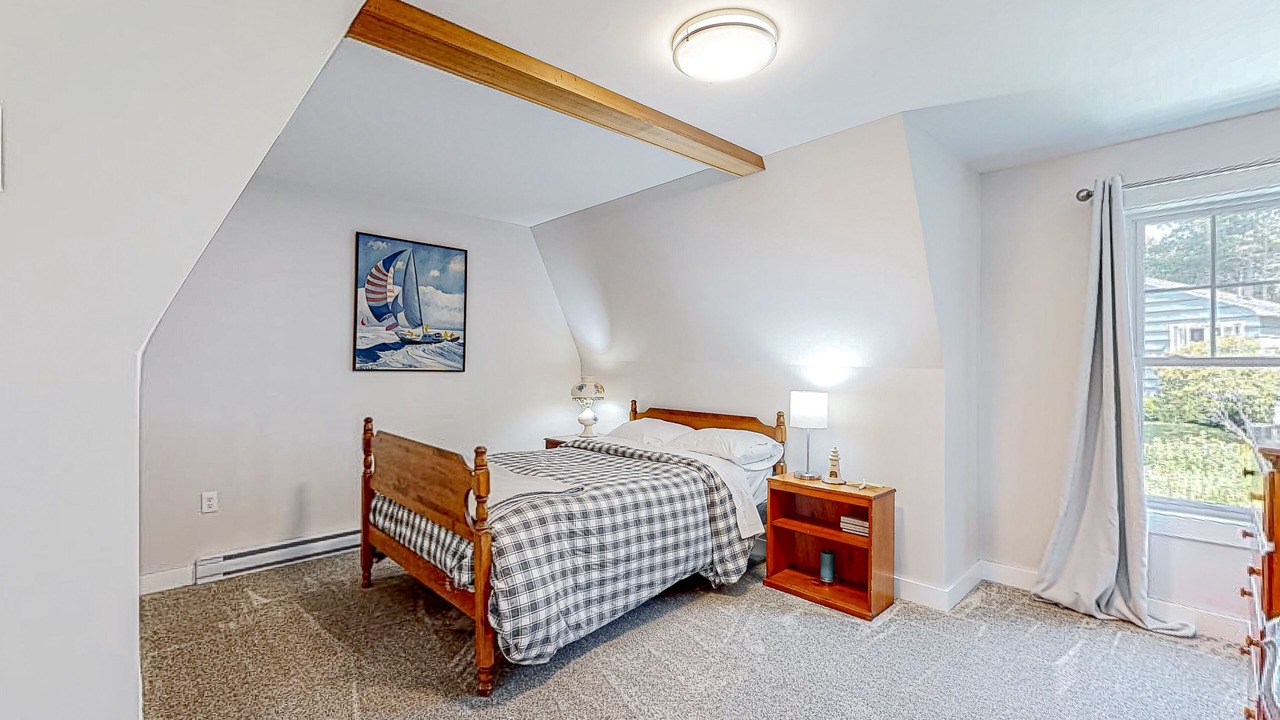 Photo of Bedroom in Bayville