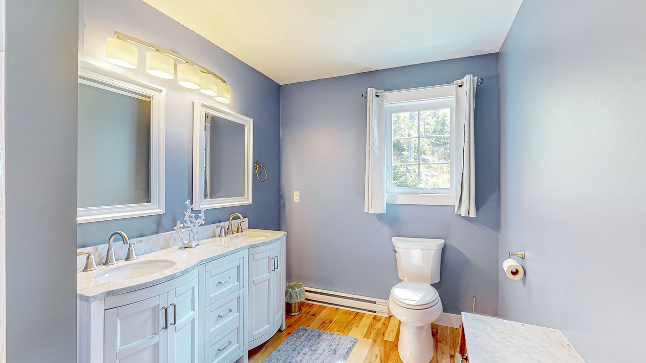 Photo of Bathroom in Bayville