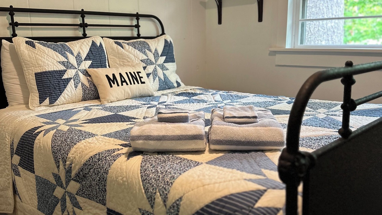 Photo of Bedroom in North Sebago