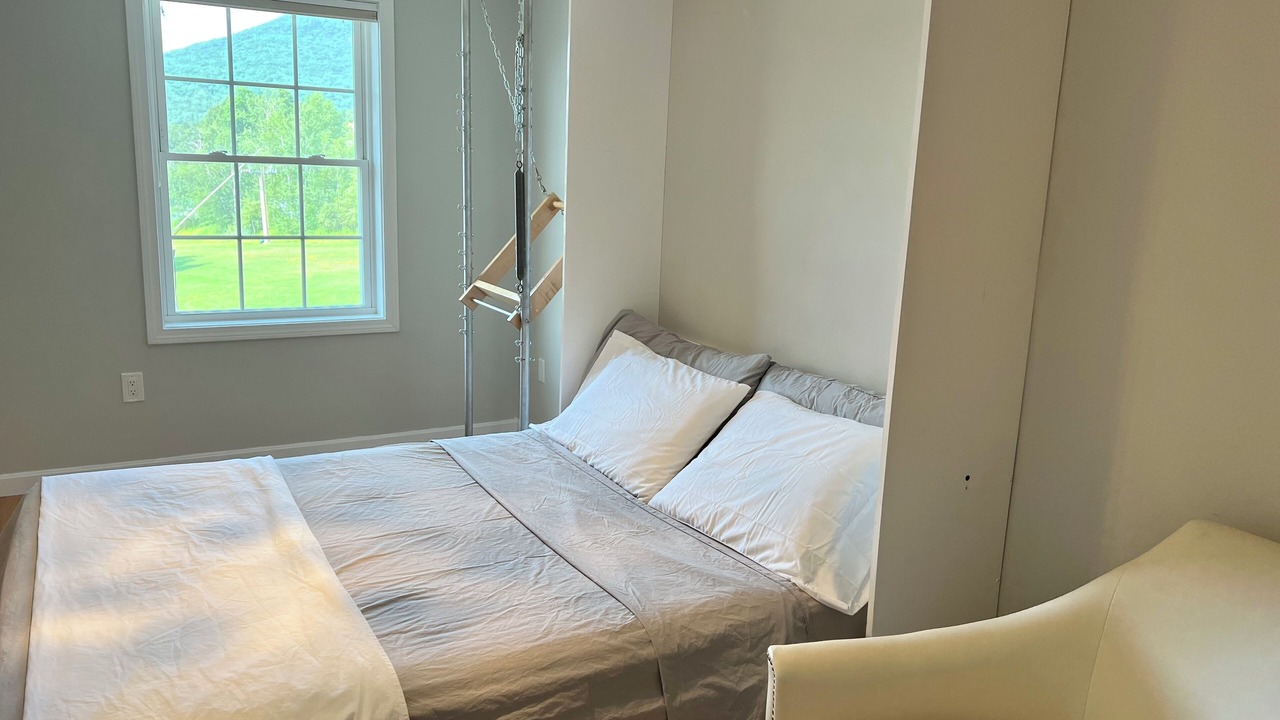 Photo of Bedroom in Hancock