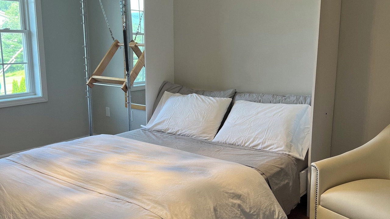 Photo of Bedroom in Hancock