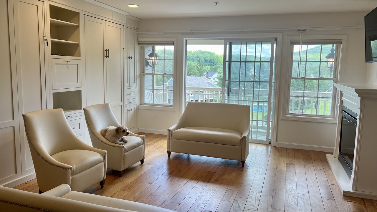 Photo of Livingroom in Hancock