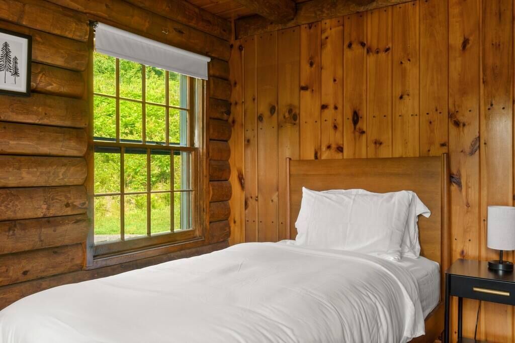 Photo of Bedroom in Ludlow
