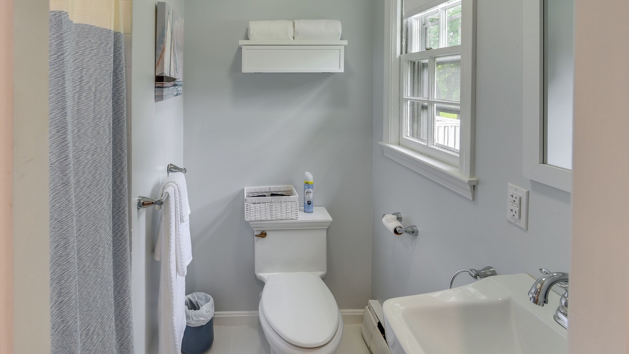 Photo of Bathroom in Newport East