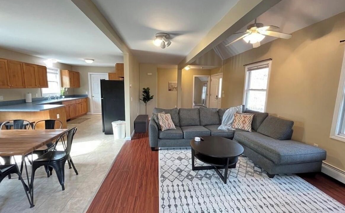 Photo of Livingroom in Pawcatuck