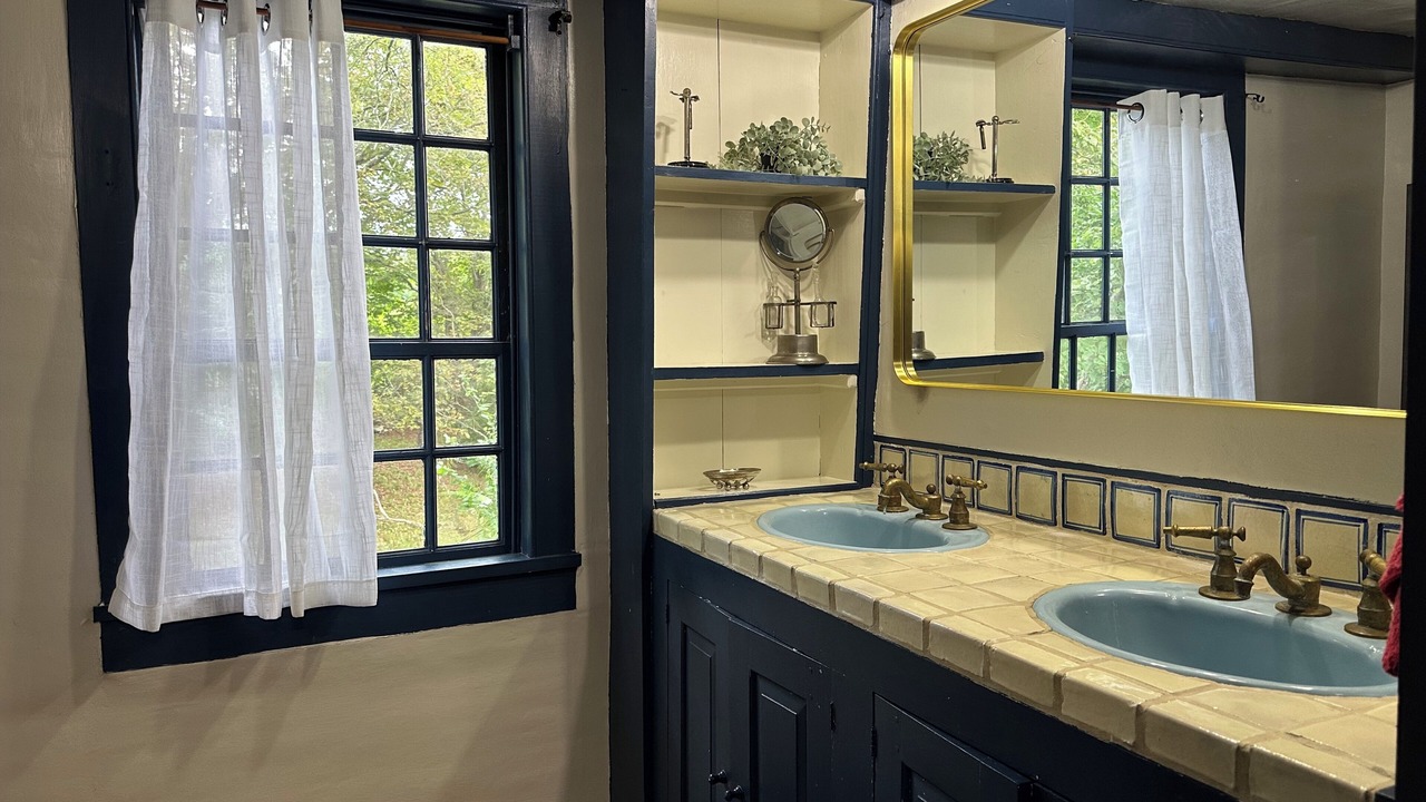 Photo of Bathroom in Bozrah