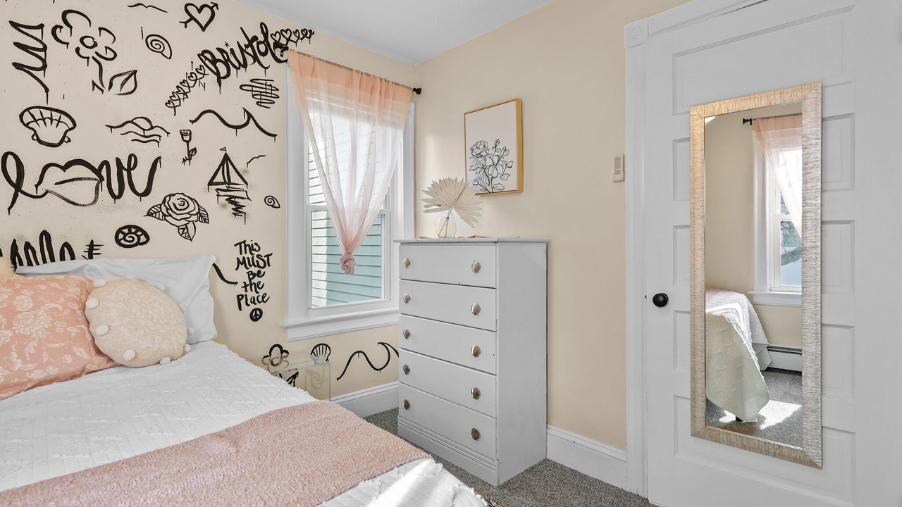 Photo of Bedroom in Bristol