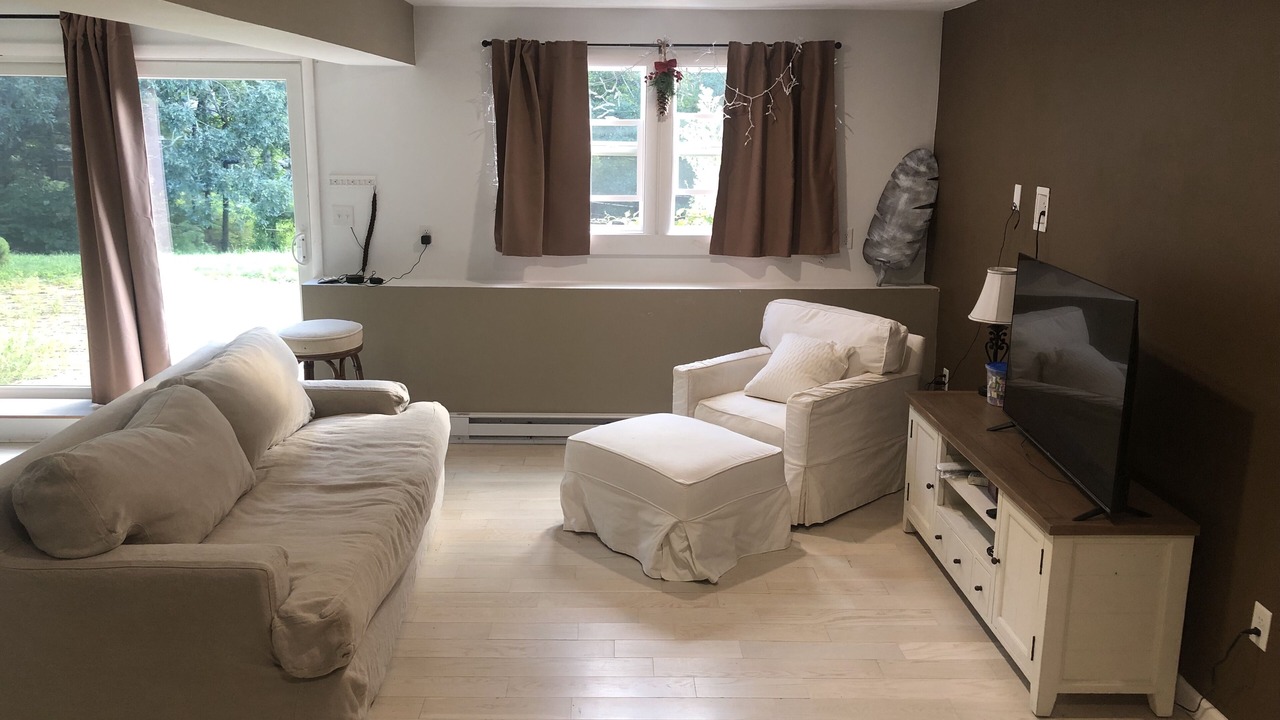 Photo of Livingroom in Marshfield