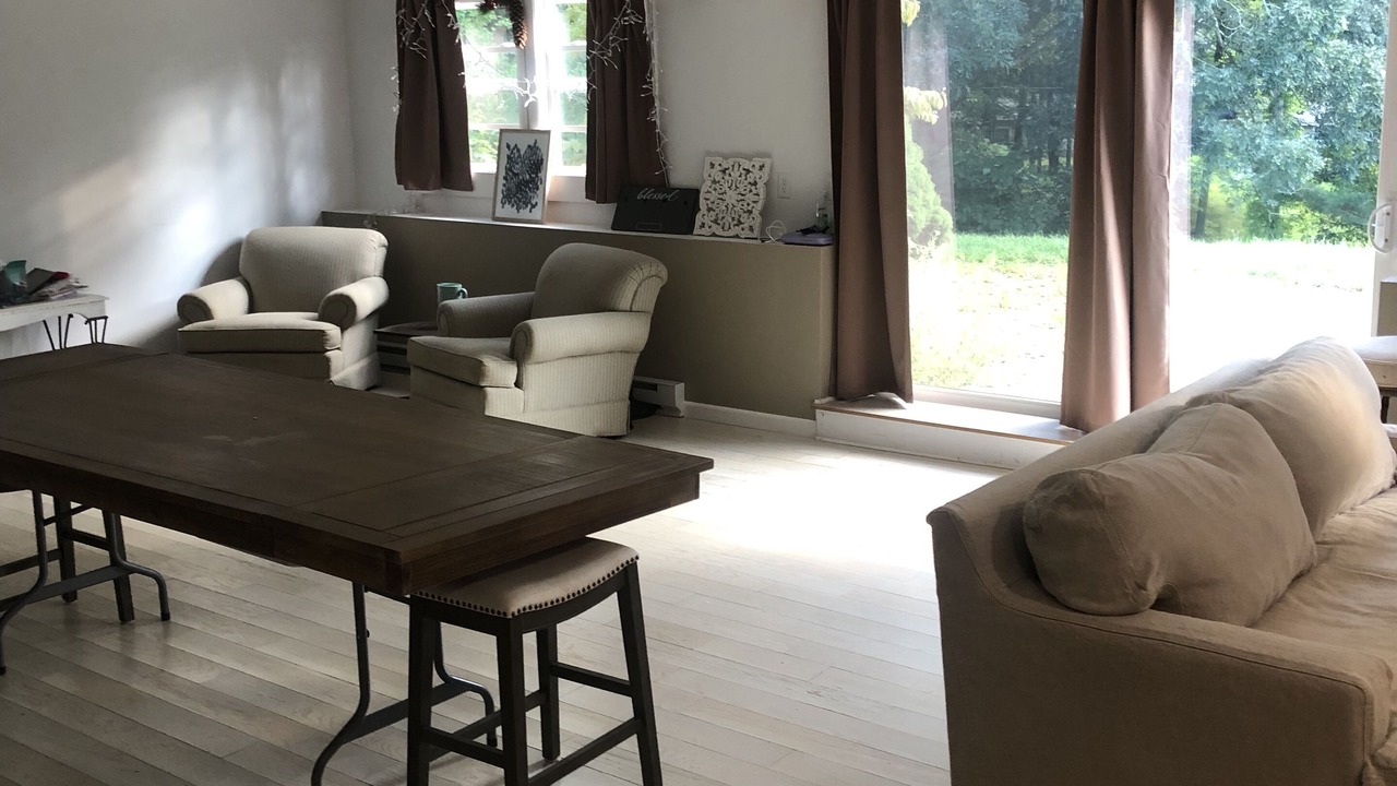 Photo of Livingroom in Marshfield