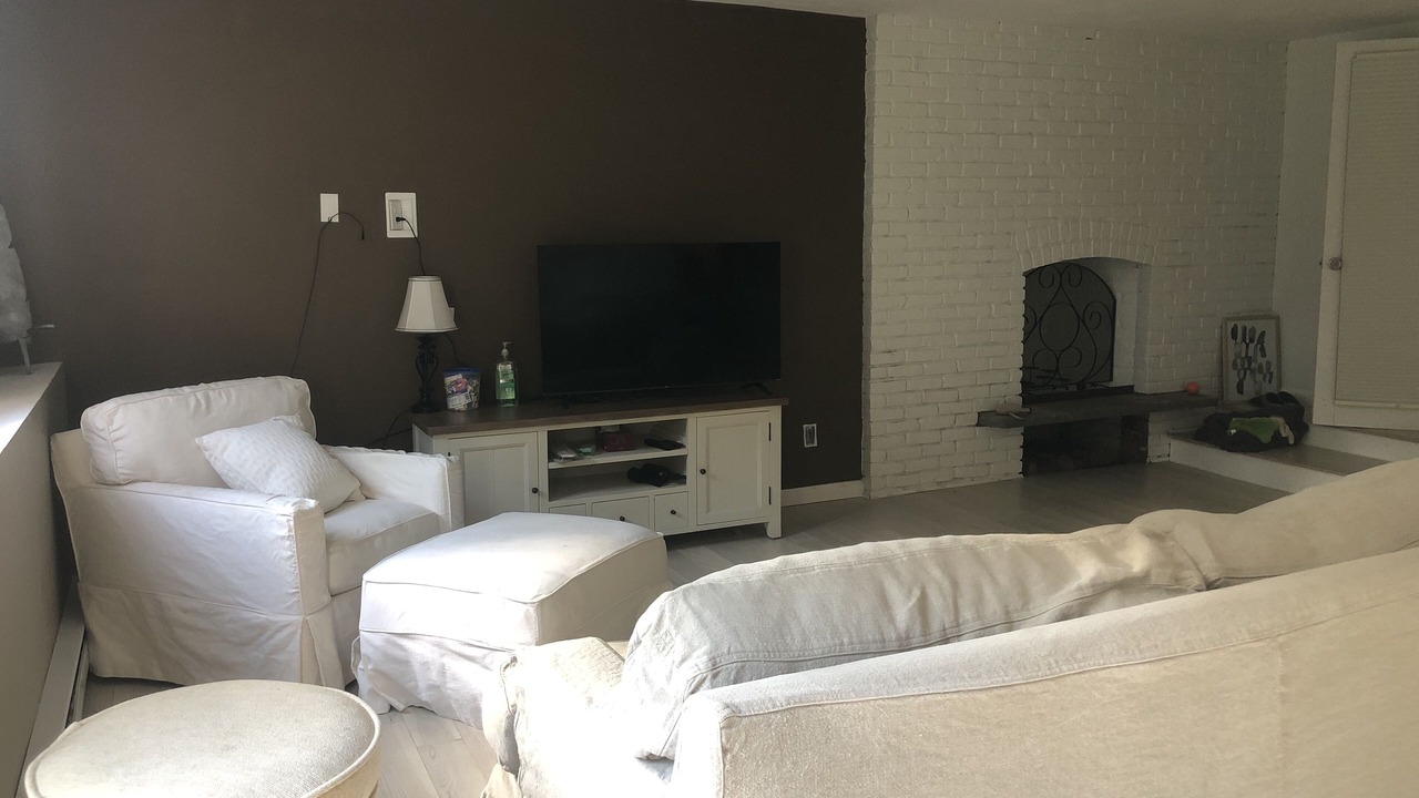 Photo of Livingroom in Marshfield