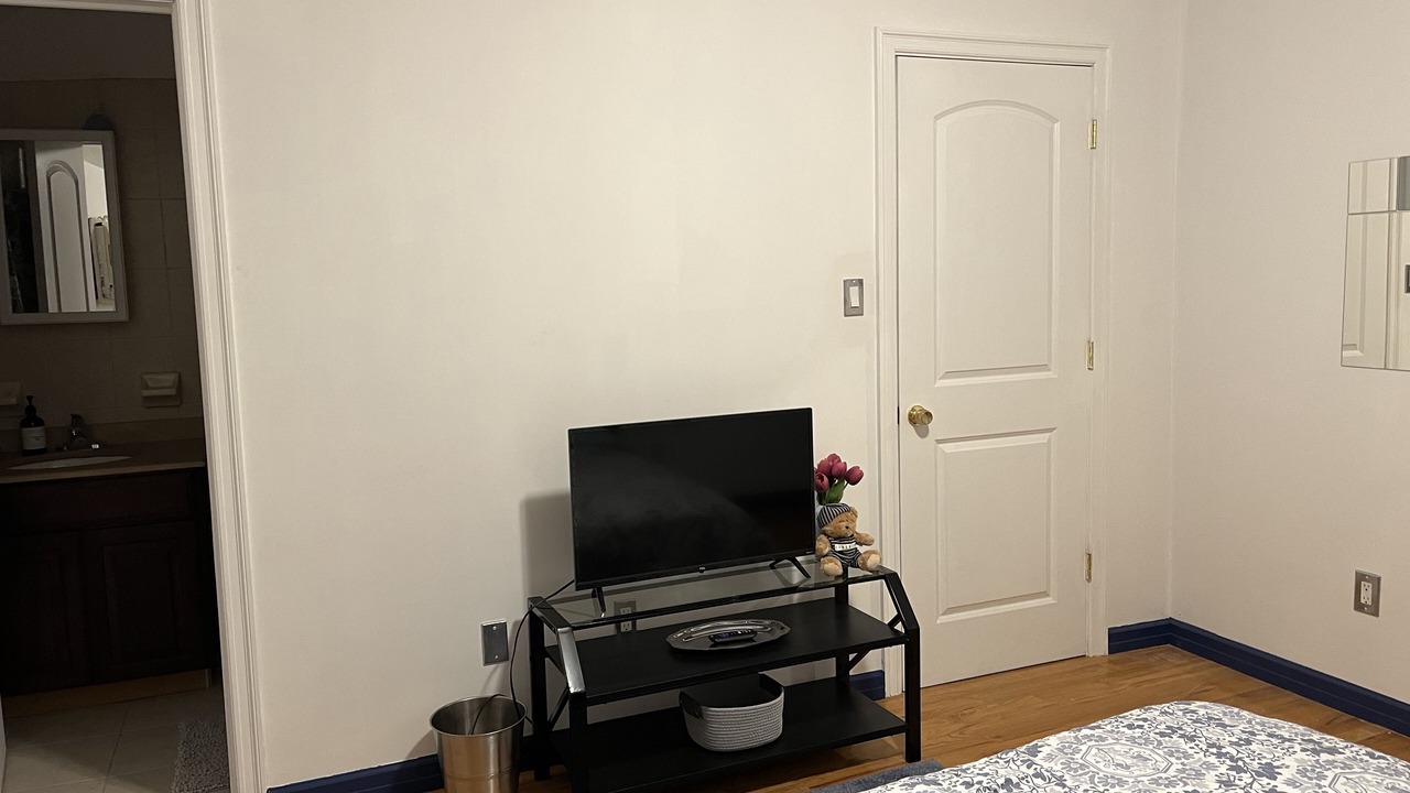 Photo of Bedroom in Douglaston-Little Neck