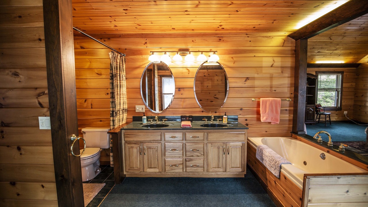 Photo of Bathroom in Eidelweiss Village