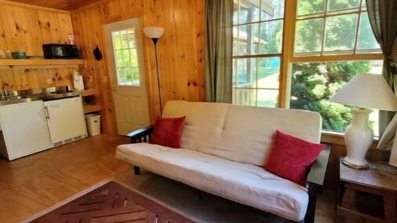 Photo of Livingroom in Wolfeboro