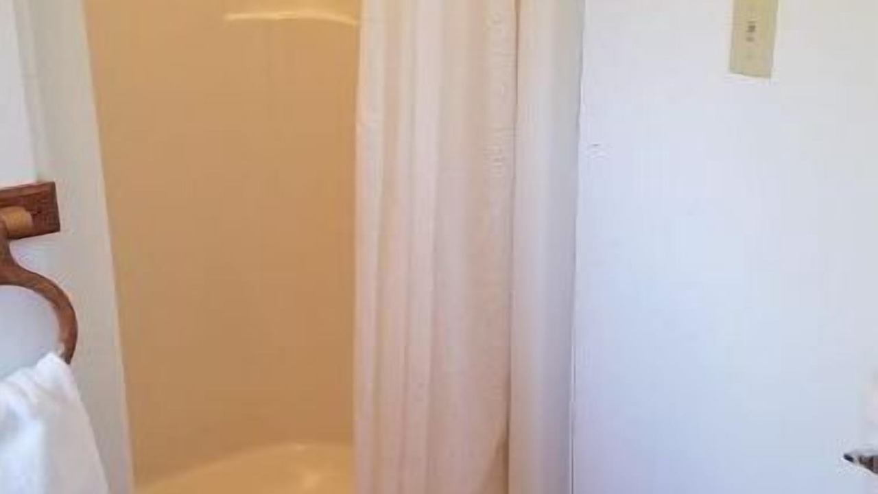 Photo of Bathroom in Brooklin