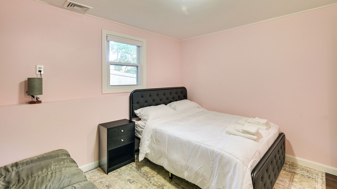 Photo of Bedroom in Piety Corner