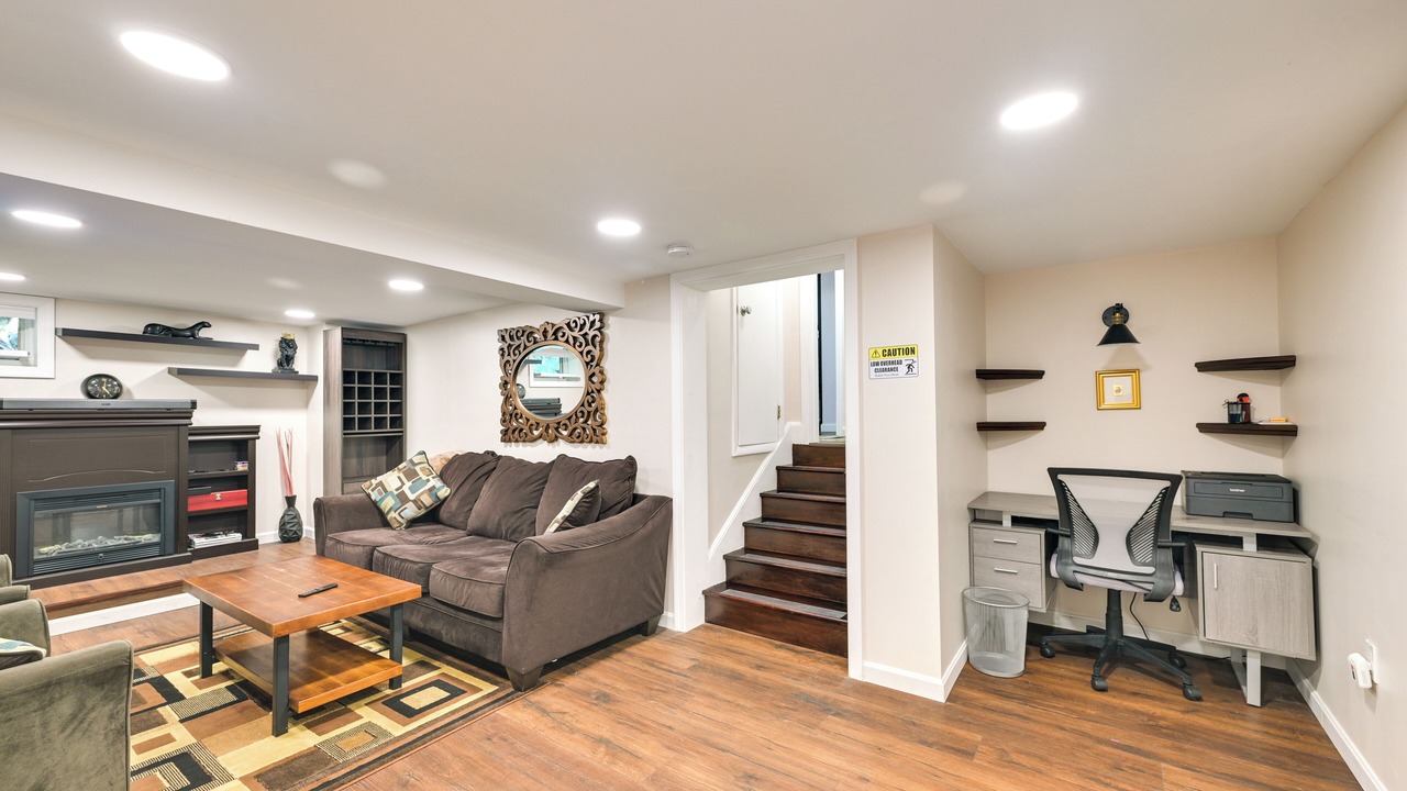 Photo of Livingroom in Piety Corner