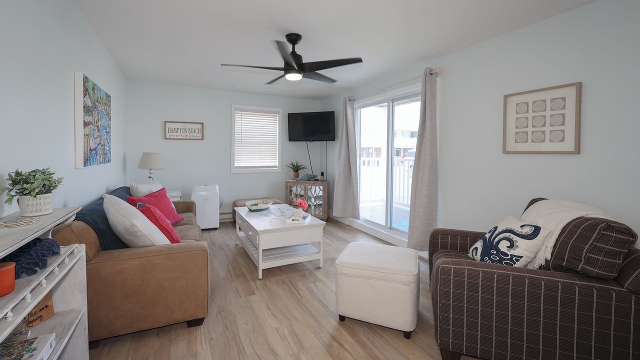 Photo of Livingroom in Hampton