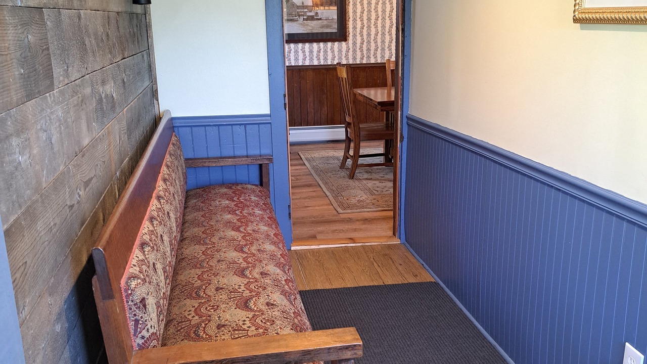 Photo of Livingroom in Williamstown