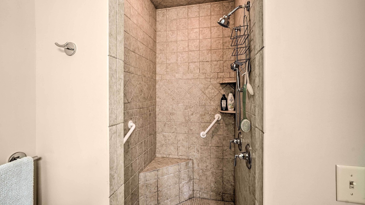 Photo of Bathroom in Lenox