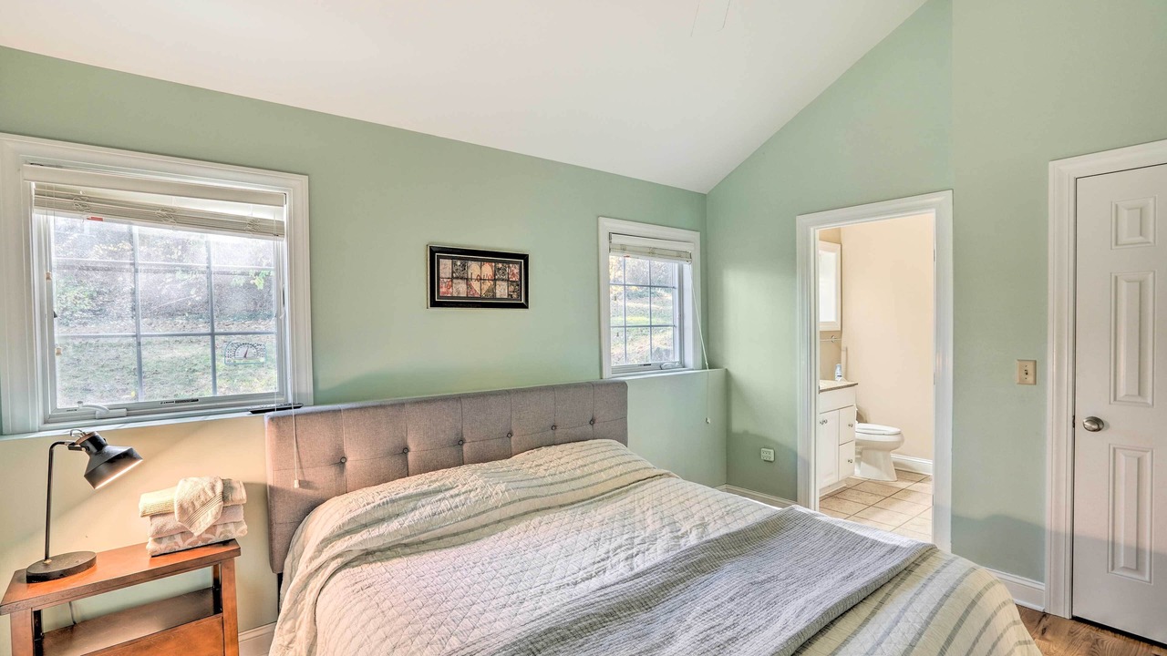 Photo of Bedroom in Lenox
