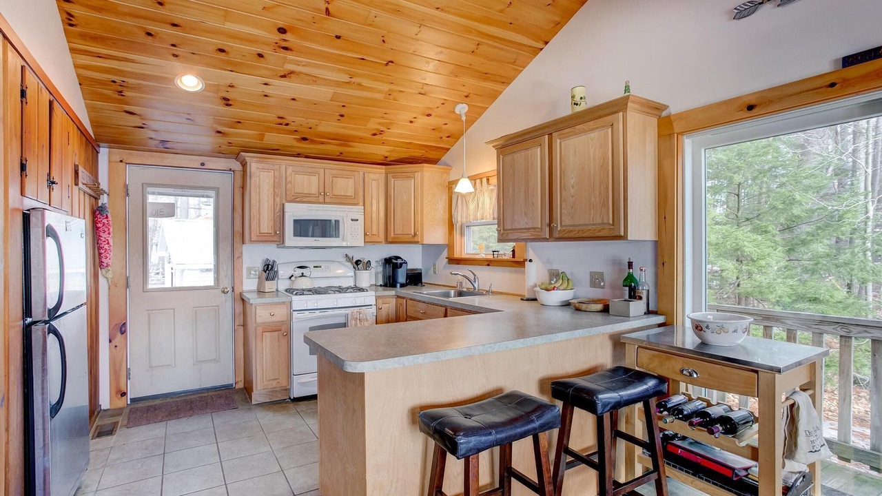 Photo of Kitchen in Moultonborough