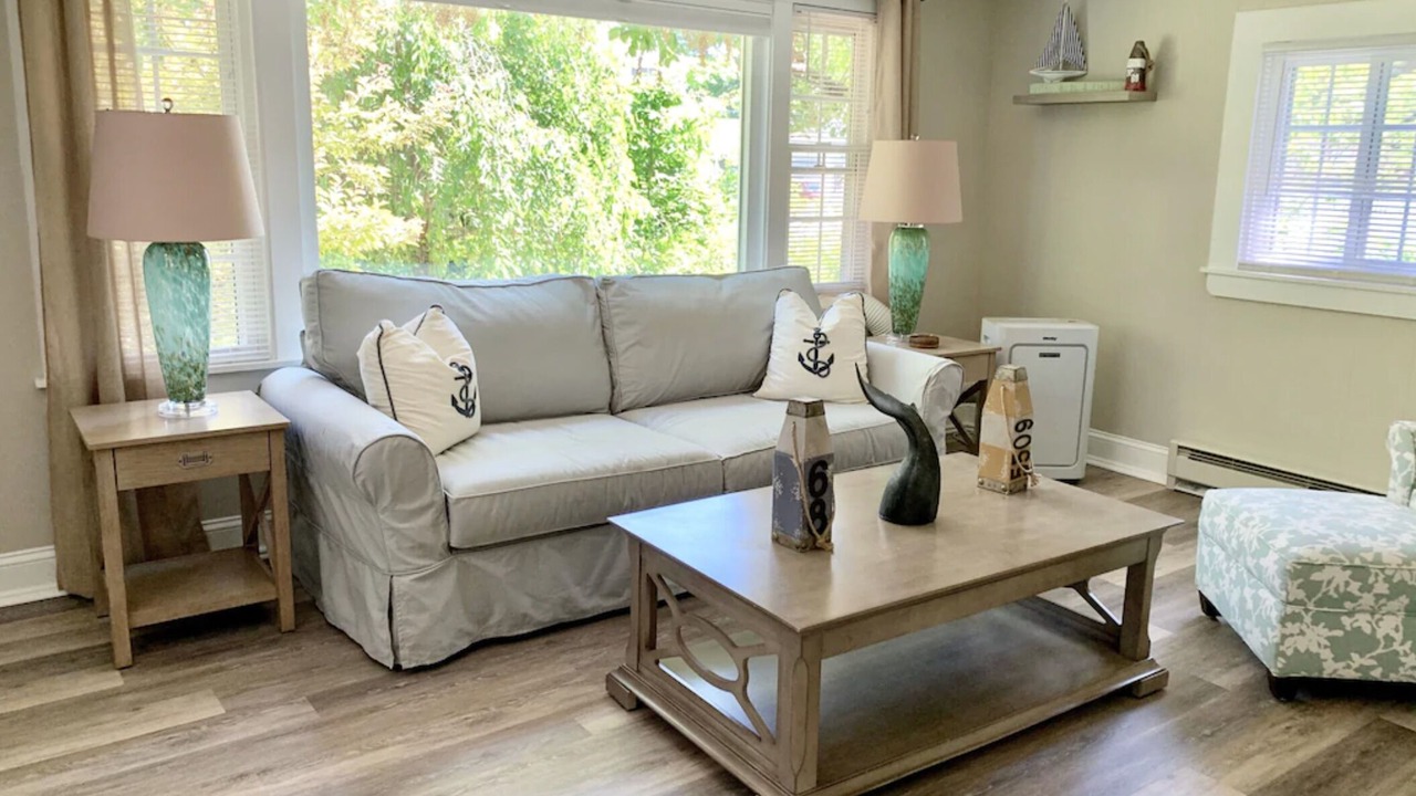 Photo of Livingroom in Ogunquit