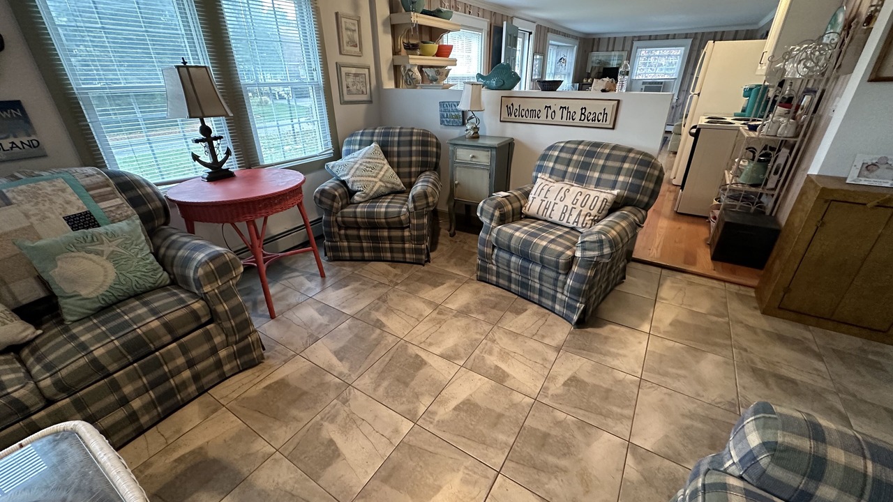 Photo of Livingroom in Charlestown