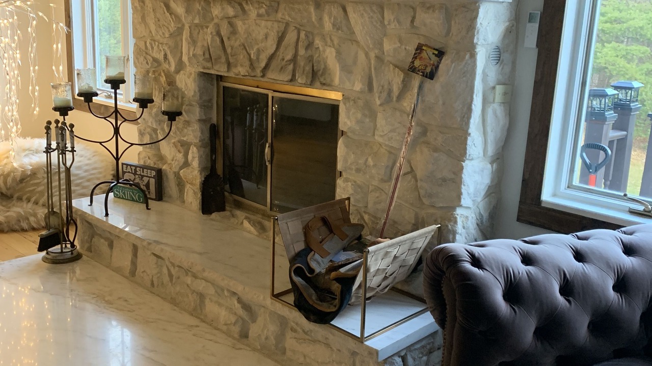 Photo of Livingroom in Edgewood
