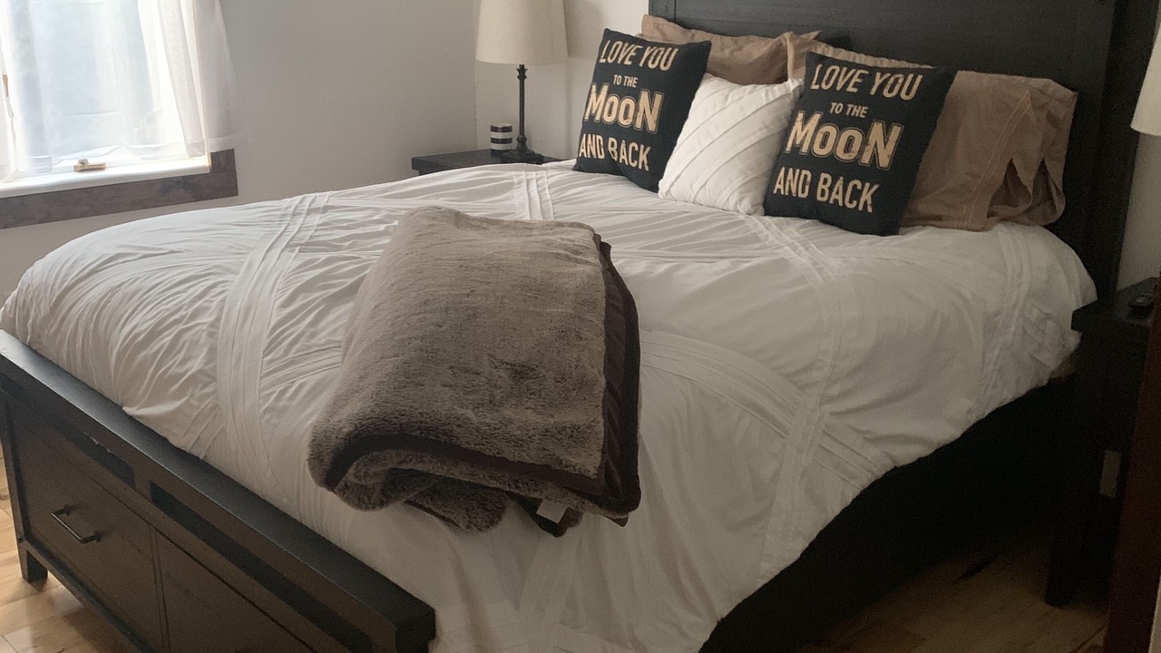 Photo of Bedroom in Edgewood