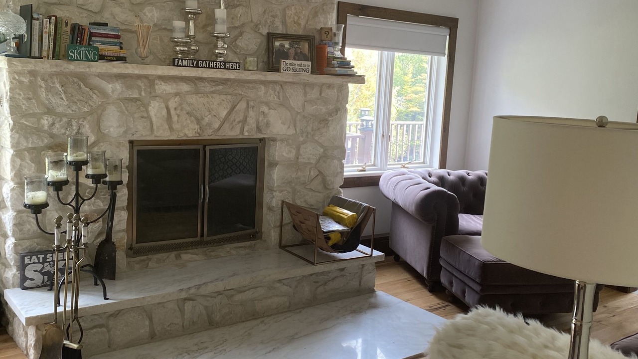 Photo of Livingroom in Edgewood