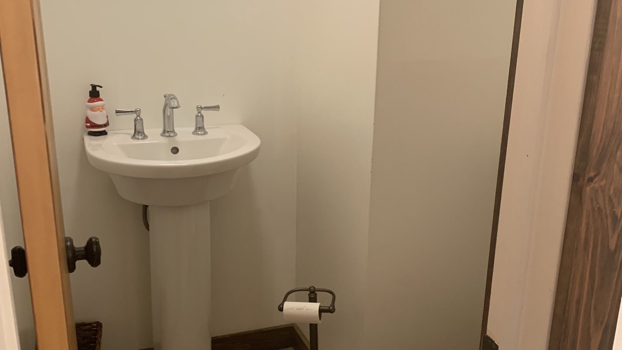 Photo of Bathroom in Edgewood