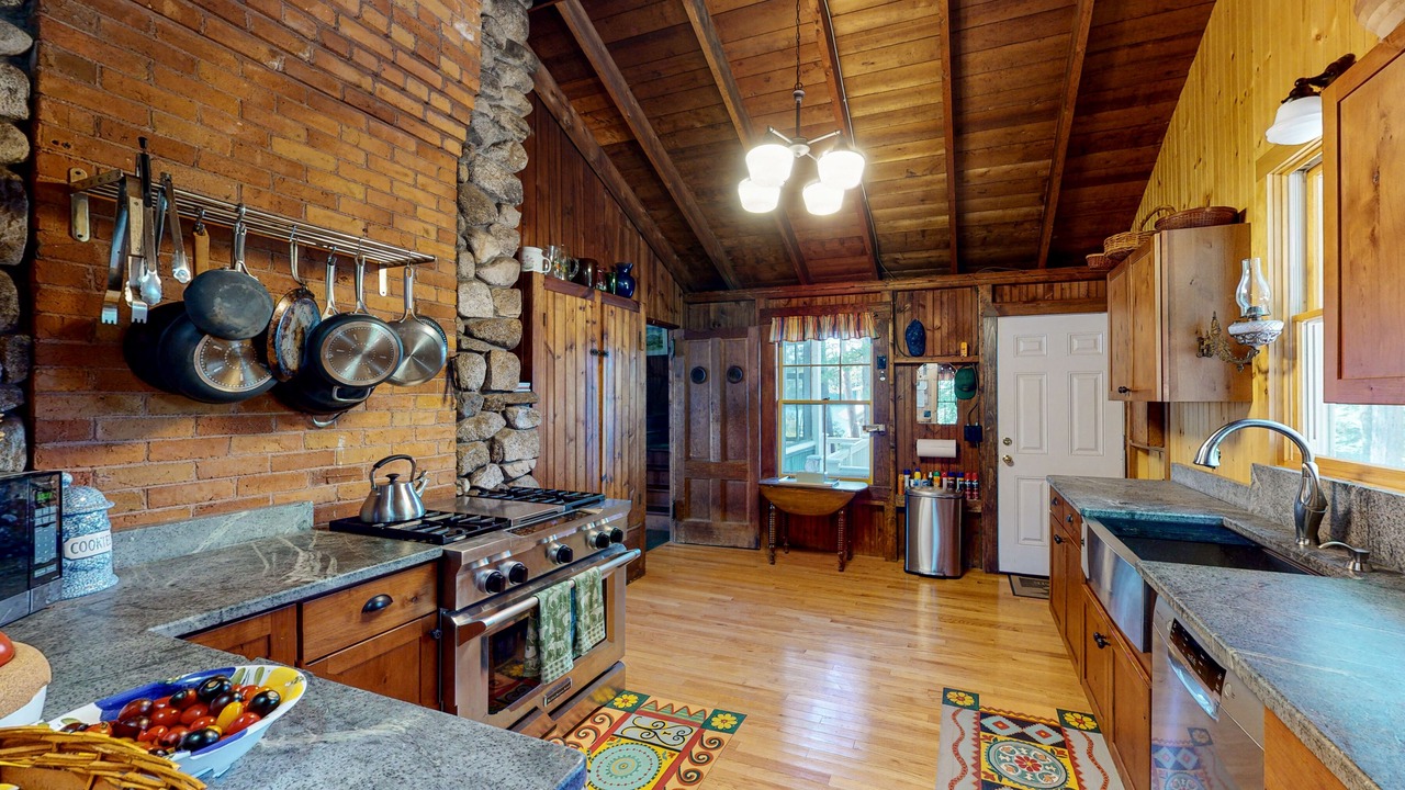 Photo of Kitchen in Moultonborough