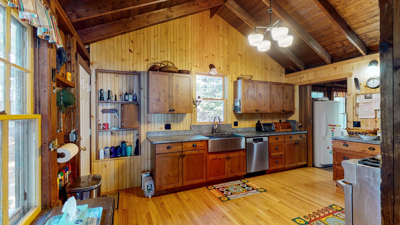 Photo of Kitchen in Moultonborough