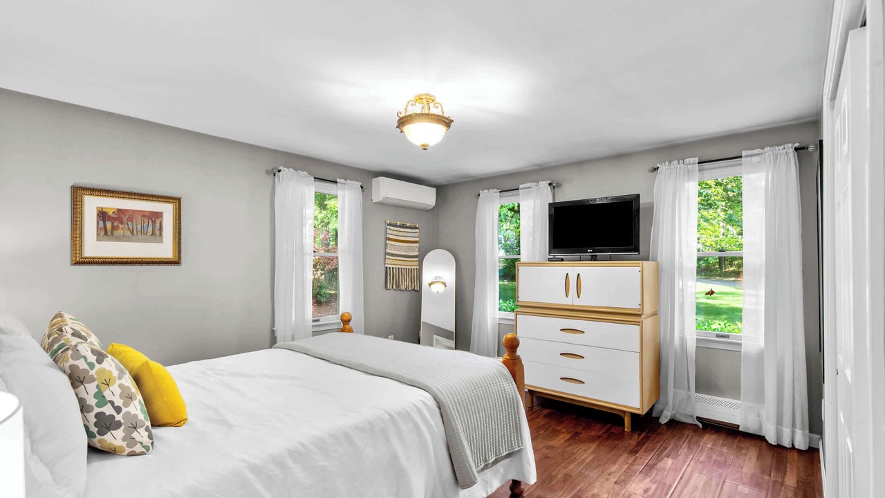 Photo of Bedroom in Eastham