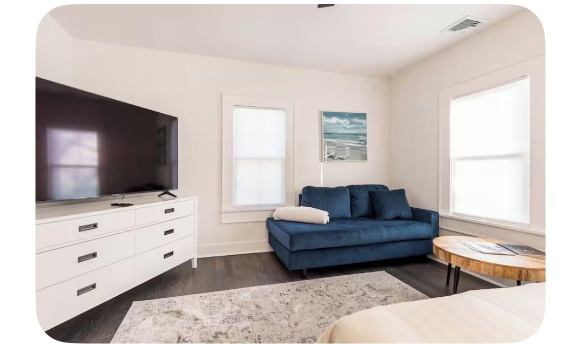 Photo of Livingroom in Greenport West
