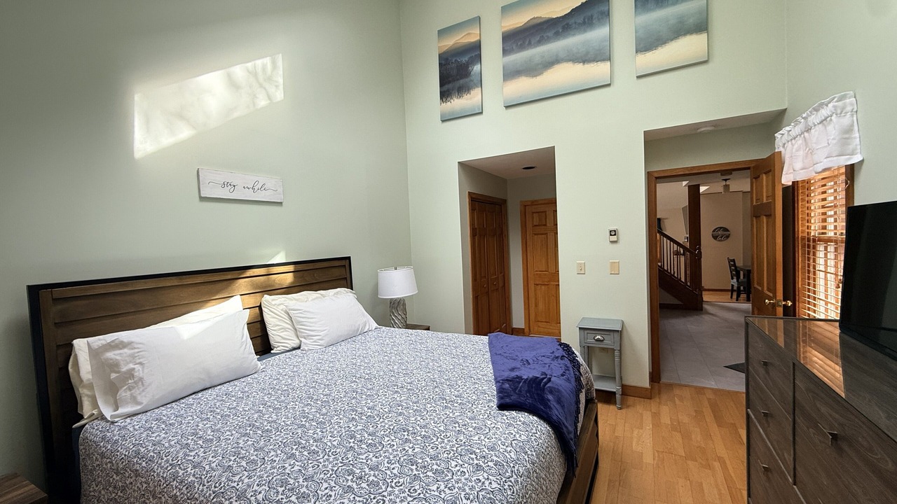Photo of Bedroom in South Down Shores